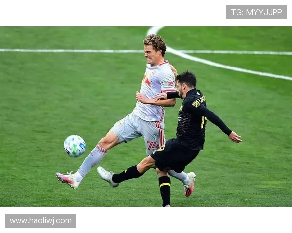 埃因霍温主场迎战布雷达争夺荷甲积分榜关键战役